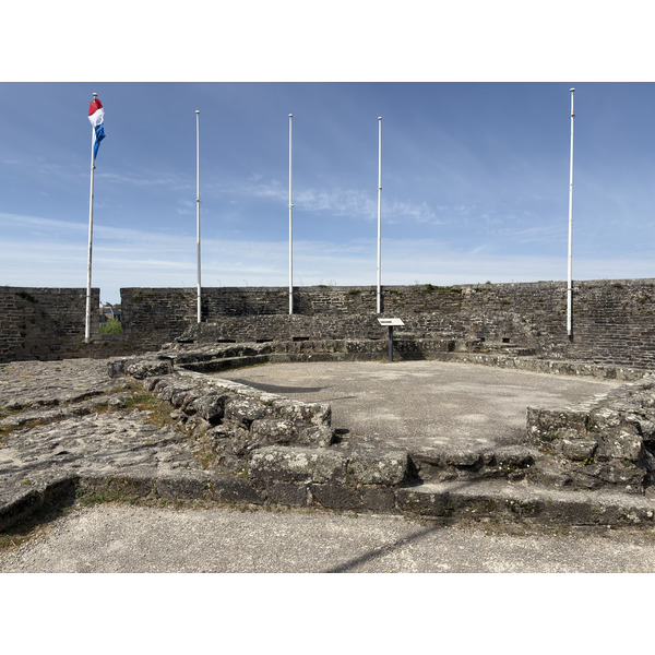 Picture France Concarneau Ville close 2026-04 27 - Center Ville close