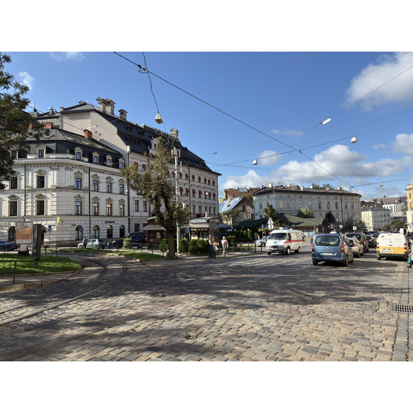 Picture Ukraine Lviv 2024-10 526 - Recreation Lviv