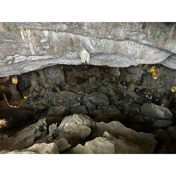 Picture Vietnam Ha Long Bay Sung Sot Cave 2024-01 72 - Recreation Sung Sot Cave