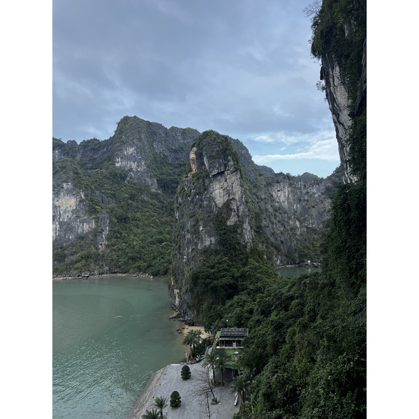 Picture Vietnam Ha Long Bay Sung Sot Cave 2024-01 7 - Recreation Sung Sot Cave