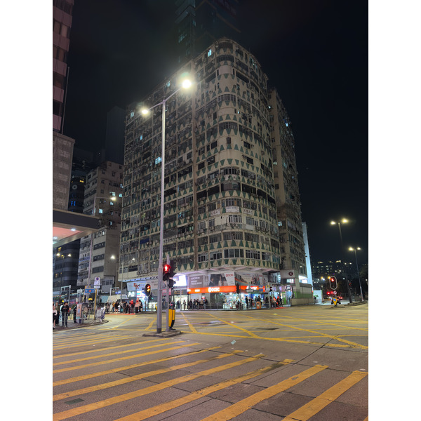 Picture Hong-Kong Mong Kok 2026-01 25 - Tour Mong Kok
