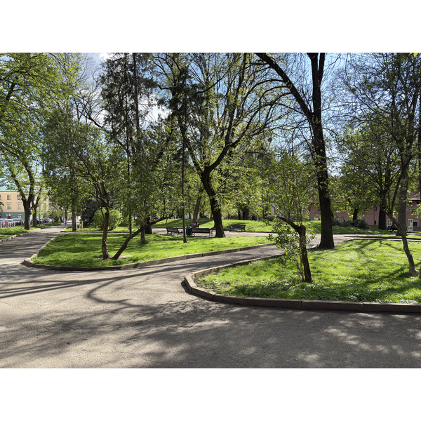 Picture Ukraine Lviv 2025-04 298 - Recreation Lviv