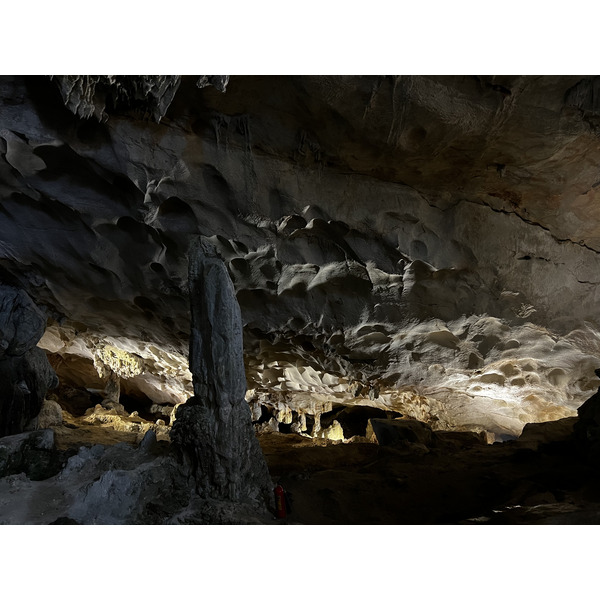 Picture Vietnam Ha Long Bay Sung Sot Cave 2024-01 22 - Tours Sung Sot Cave