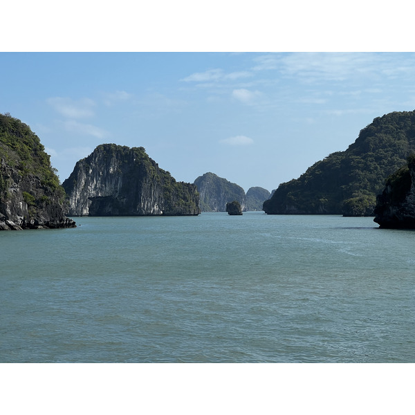 Picture Vietnam Ha Long Bay 2024-01 98 - Center Ha Long Bay