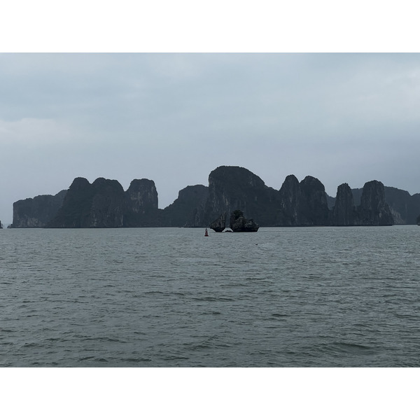 Picture Vietnam Ha Long Bay 2024-01 154 - Discovery Ha Long Bay