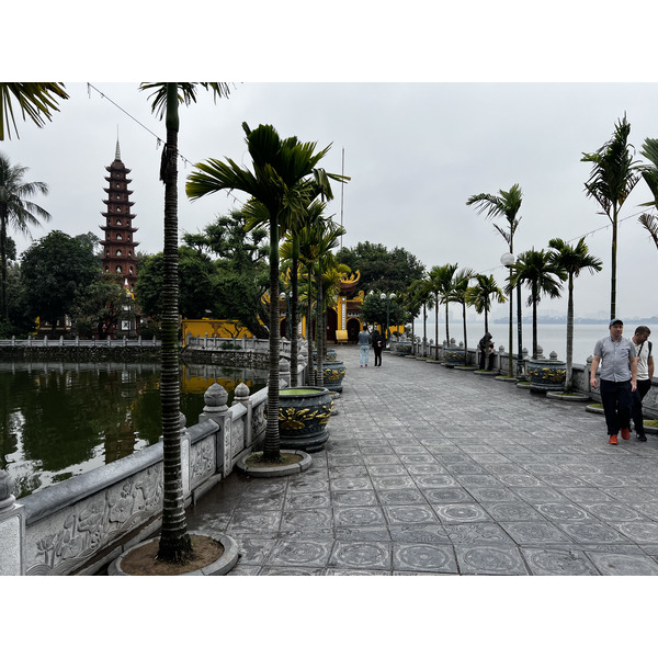 Picture Vietnam Hanoi Tran Quoc Pagoda 2024-01 1 - Journey Tran Quoc Pagoda