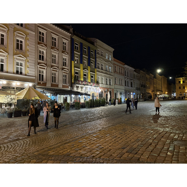 Picture Ukraine Lviv 2024-10 267 - Recreation Lviv