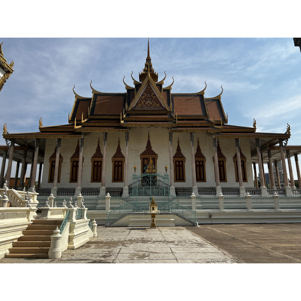 Picture Cambodia Phnom Penh Royal Palace 2024-01 34 - Center Royal Palace