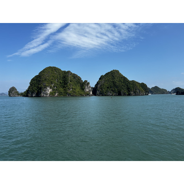 Picture Vietnam Ha Long Bay 2024-01 23 - Center Ha Long Bay