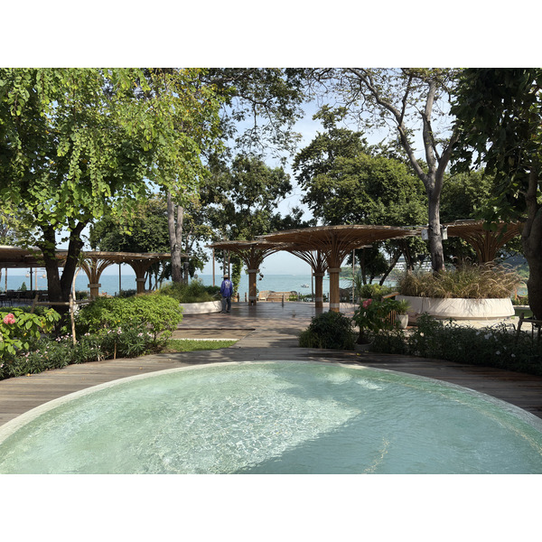 Picture Thailand Pattaya Oxygen Restaurant 2024-12 78 - Journey Oxygen Restaurant