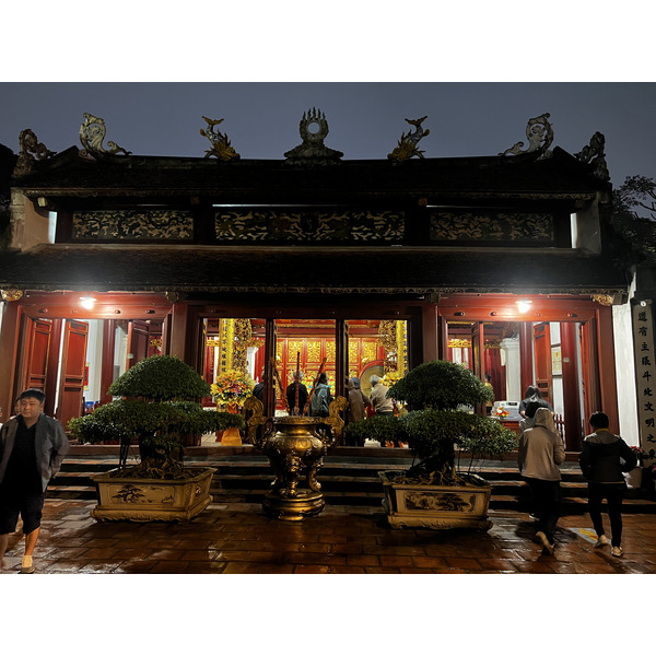 Picture Vietnam Hanoi Hoan Kiem Lake 2024-01 33 - Journey Hoan Kiem Lake