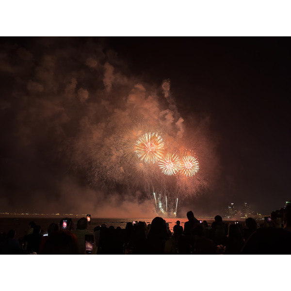 Picture Thailand Pattaya Fireworks 2024-12 81 - Tour Fireworks