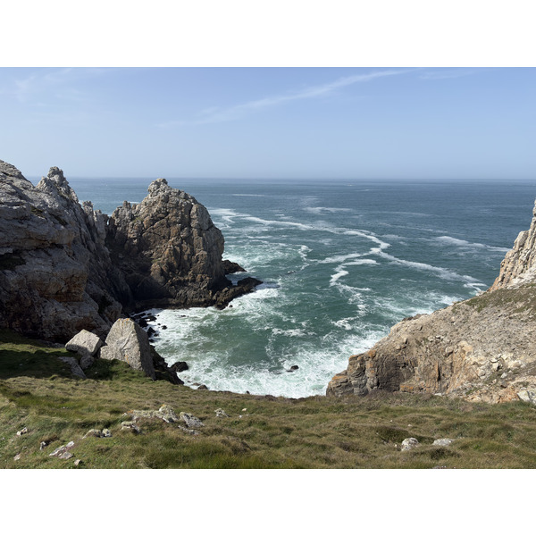 Picture France Crozon Pen Hir 2026-04 104 - Recreation Pen Hir