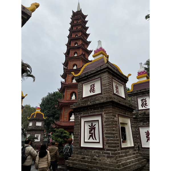 Picture Vietnam Hanoi Tran Quoc Pagoda 2024-01 2 - Tours Tran Quoc Pagoda