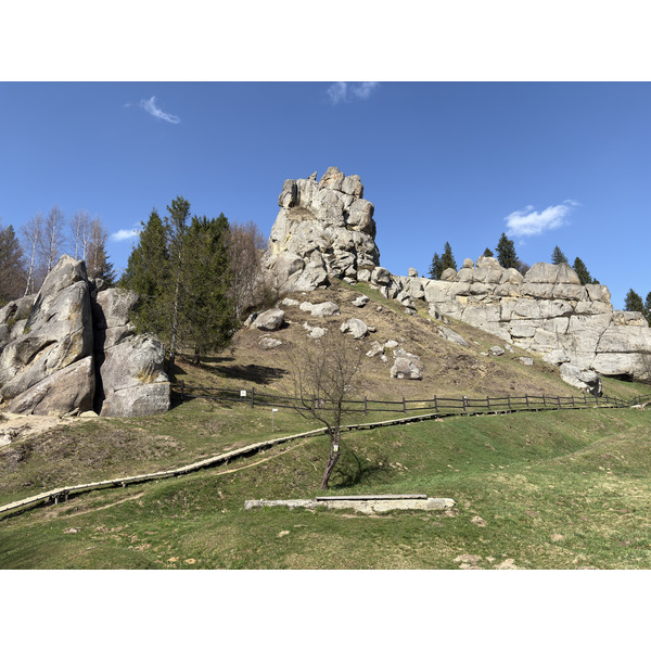 Picture Ukraine Tustan 2025-04 1 - Center Tustan