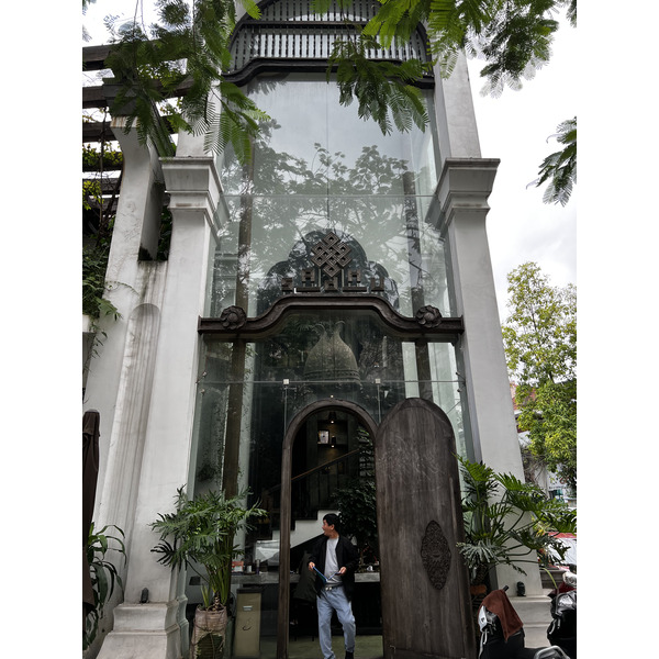 Picture Vietnam Hanoi Sadhu Vegetarian Restaurant 2024-01 29 - History Sadhu Vegetarian Restaurant