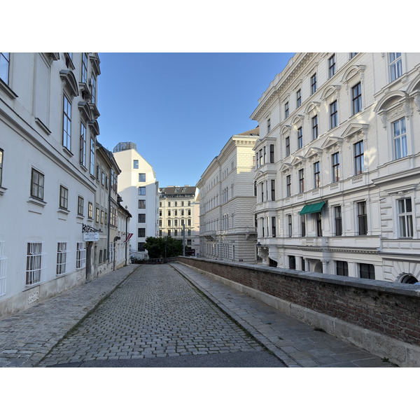 Picture Austria Vienna 2025-09 75 - Tour Vienna
