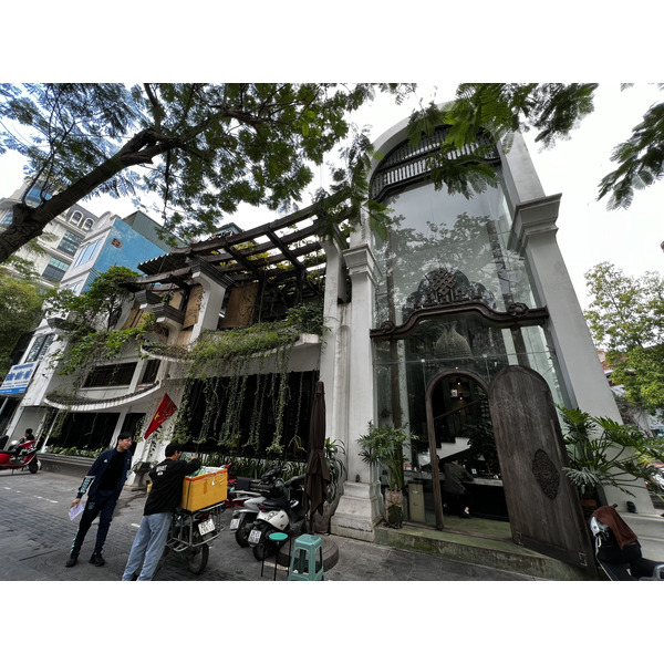 Picture Vietnam Hanoi Sadhu Vegetarian Restaurant 2024-01 49 - Recreation Sadhu Vegetarian Restaurant