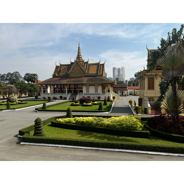 Picture Cambodia Phnom Penh Royal Palace 2024-01 45 - Recreation Royal Palace