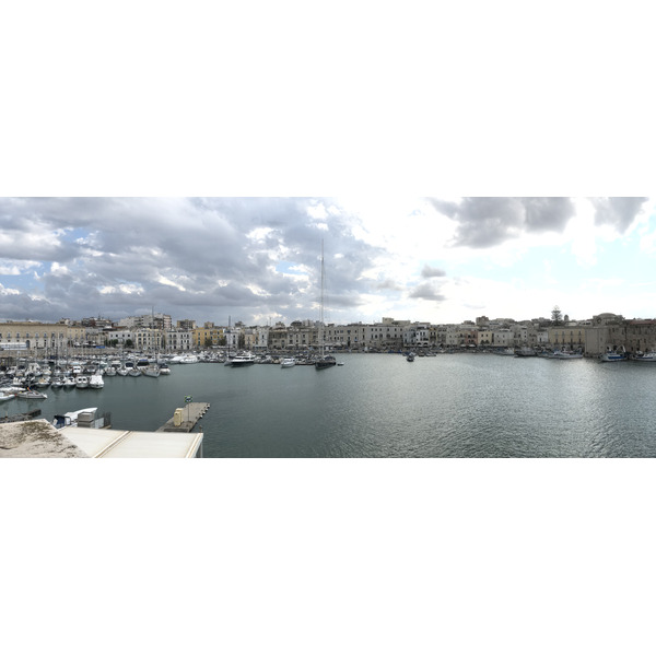 Picture Italy Trani 2024-09 59 - Center Trani