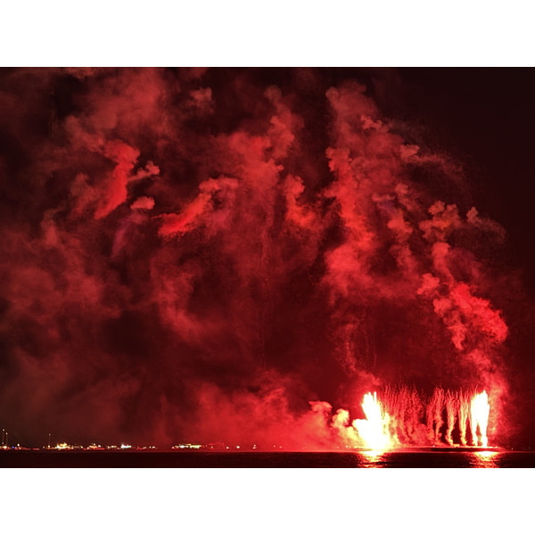Picture Thailand Pattaya Fireworks 2024-12 58 - Center Fireworks