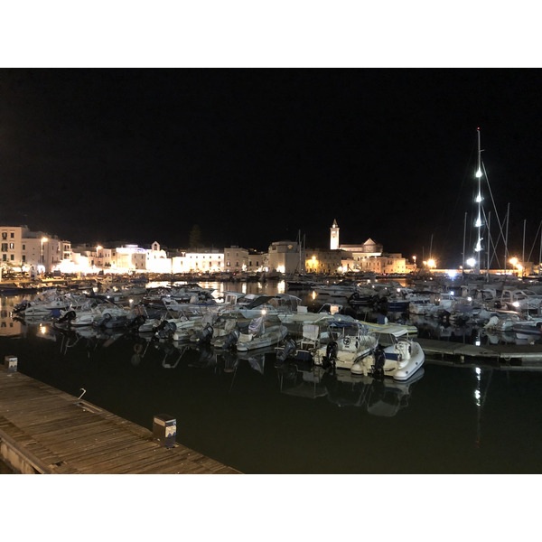 Picture Italy Trani 2024-09 107 - Recreation Trani