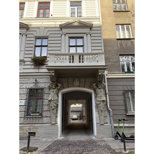 Picture Ukraine Lviv 2024-10 27 - Tours Lviv