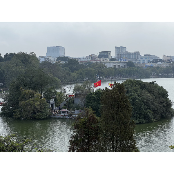Picture Vietnam Hanoi Hoan Kiem Lake 2024-01 40 - Journey Hoan Kiem Lake