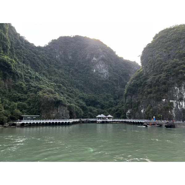 Picture Vietnam Ha Long Bay 2024-01 18 - Recreation Ha Long Bay