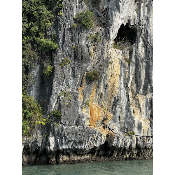 Picture Vietnam Ha Long Bay 2024-01 103 - Recreation Ha Long Bay