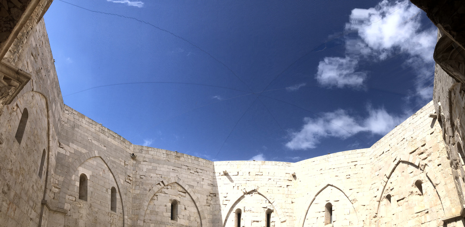 Picture Italy Castel del monte 2024-09 33 - Trail Castel del monte