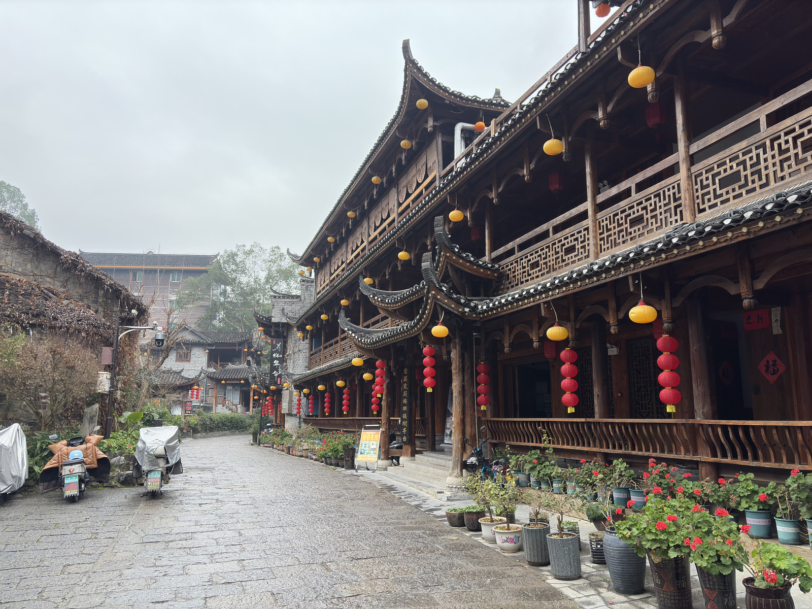 Picture China Furong Ancient Town 2026-01 135 - Perspective Furong Ancient Town