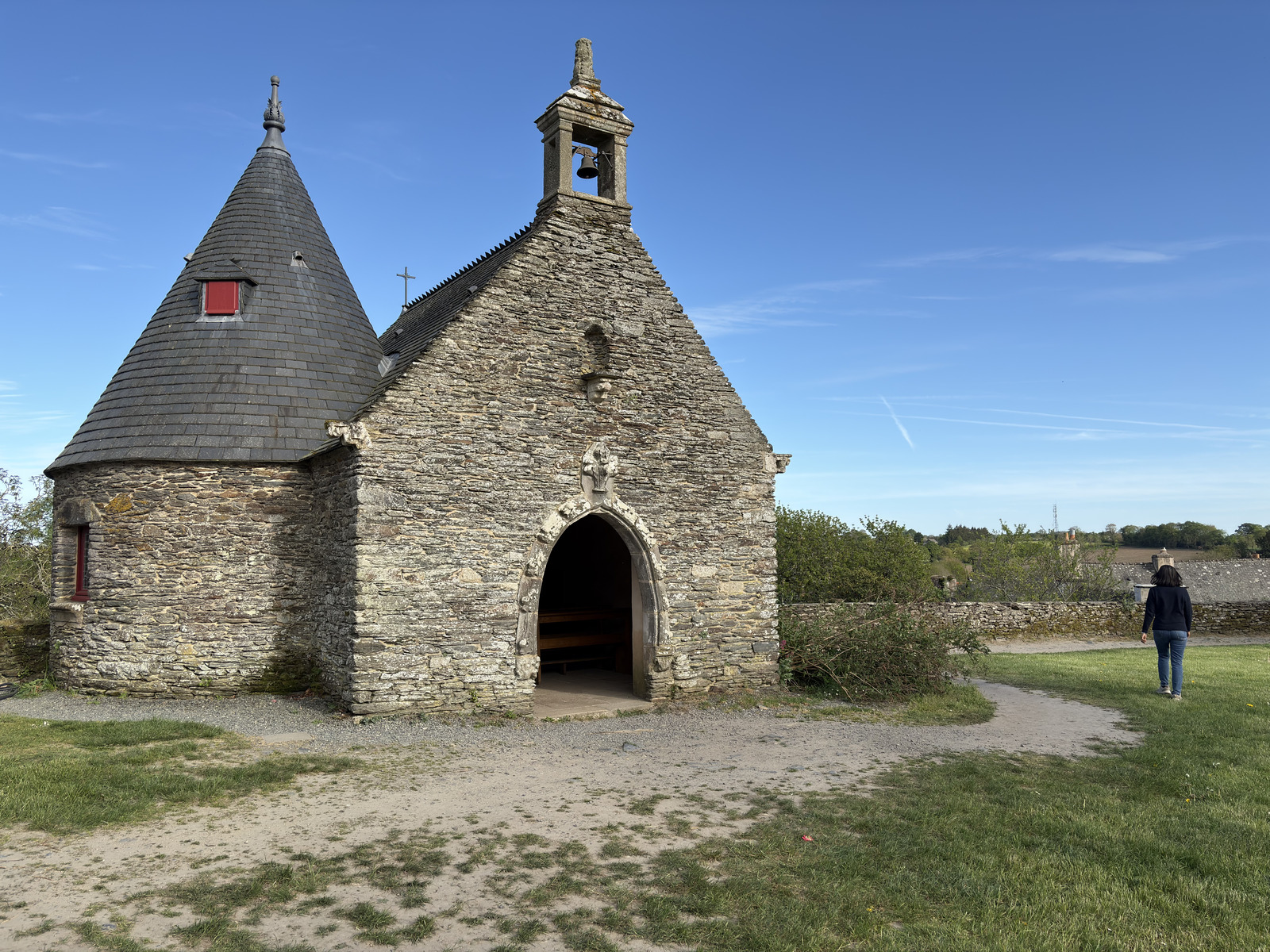 Picture France Rochefort en terre 2026-04 33
