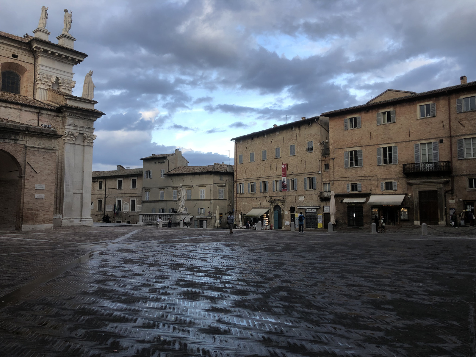 Picture Italy Urbino 2024-09 532 - Visit Urbino