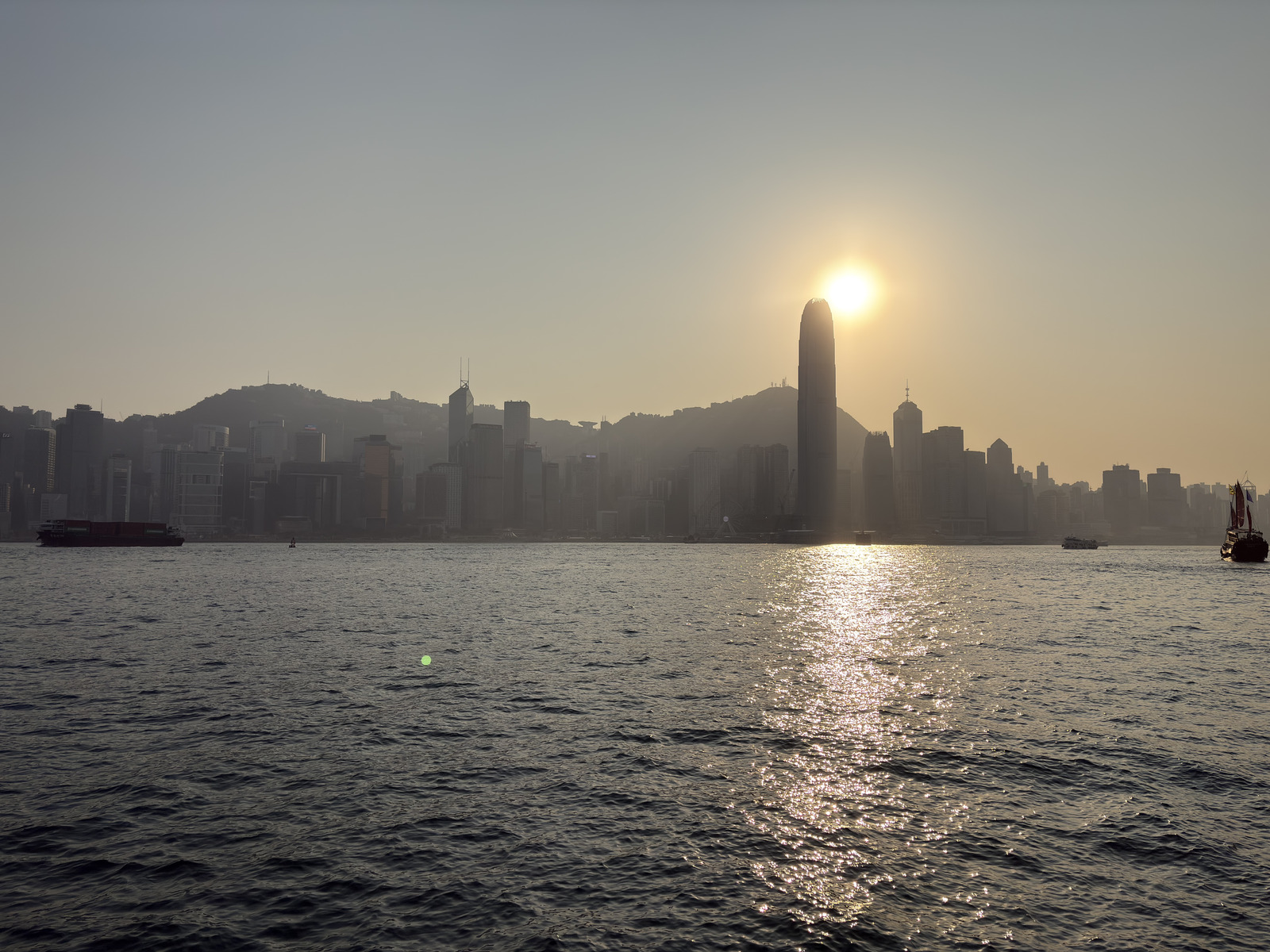 Picture Hong-Kong Tsim Sha Tsui 2026-01 38 - Tourist Tsim Sha Tsui