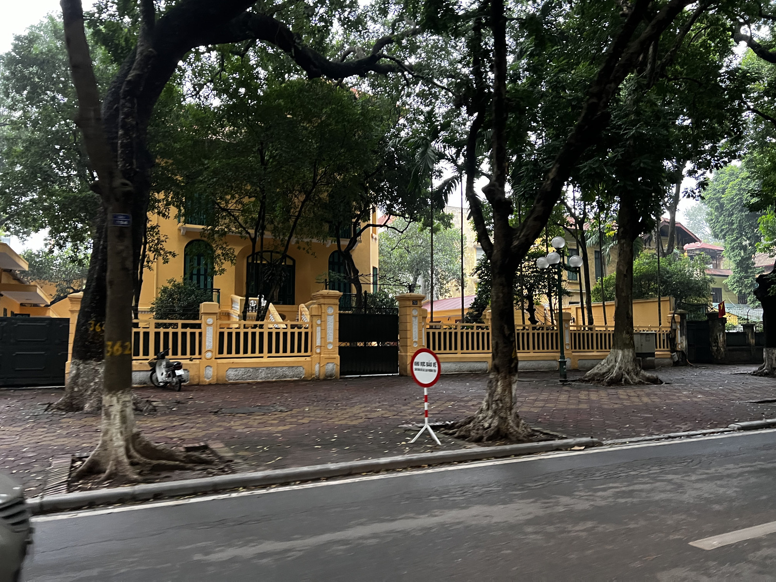 Picture Vietnam Hanoi 2024-01 40 - Road Map Hanoi
