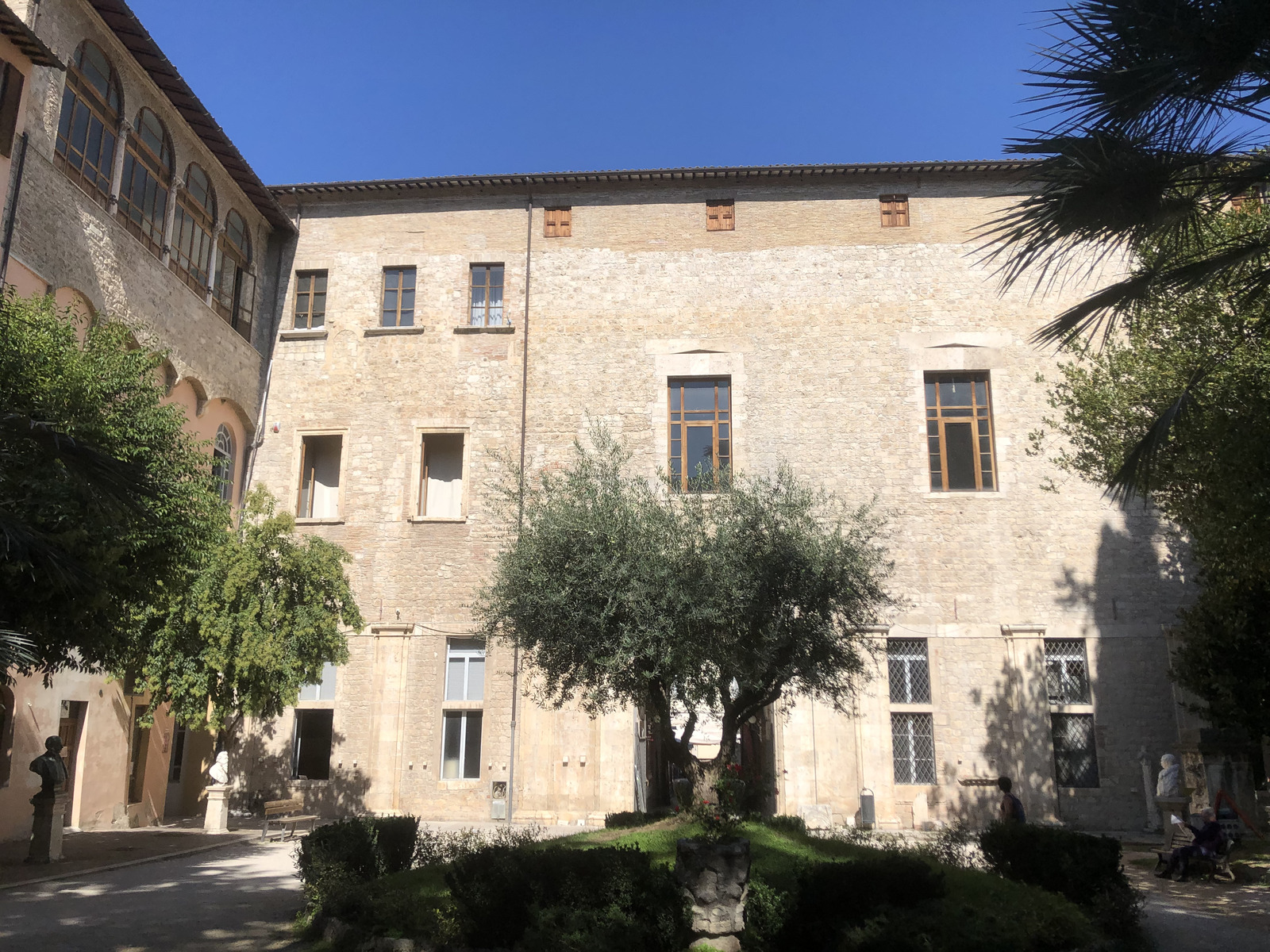 Picture Italy Ascoli Piceno 2024-09 55 - Perspective Ascoli Piceno