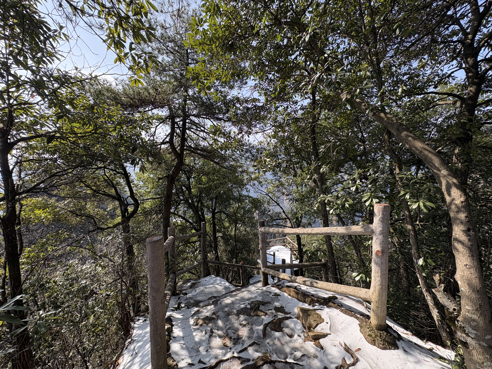Picture China Zhangjiajie Tianzi Mountrain 2026-01 324 - Trail Tianzi Mountrain