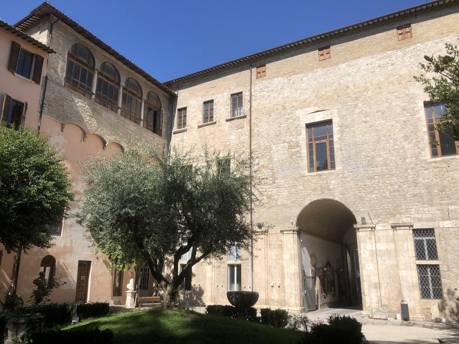 Picture Italy Ascoli Piceno 2024-09 7 - Road Ascoli Piceno