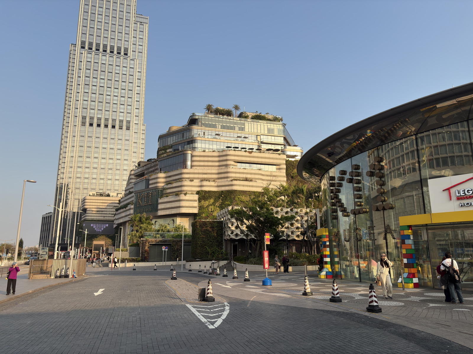 Picture Hong-Kong Tsim Sha Tsui 2026-01 104 - Car Rental Tsim Sha Tsui