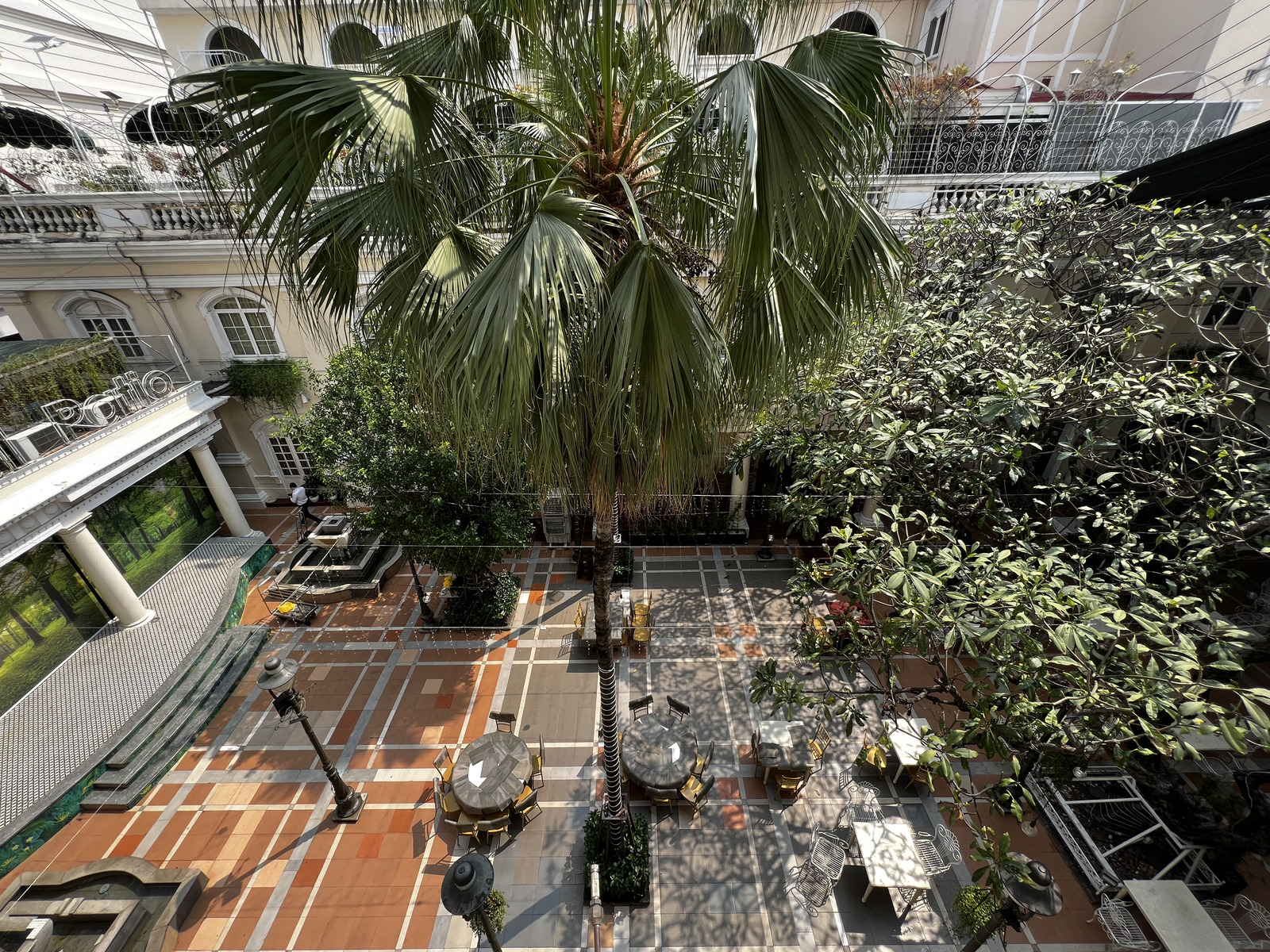 Picture Vietnam Saigon Continental Hotel 2024-01 11 - Sightseeing Continental Hotel