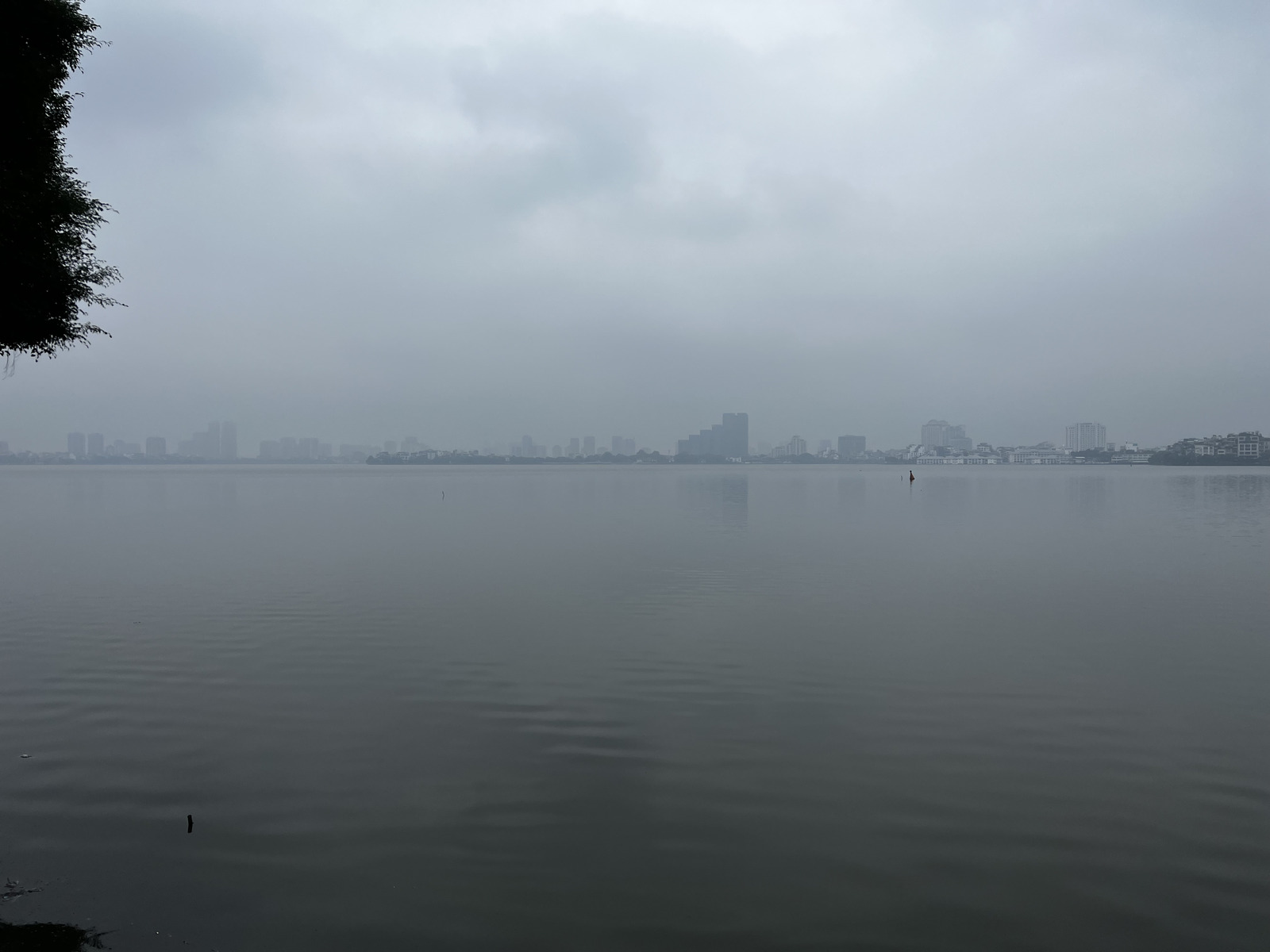 Picture Vietnam Hanoi Tay Lake 2024-01 11 - Sightseeing Tay Lake