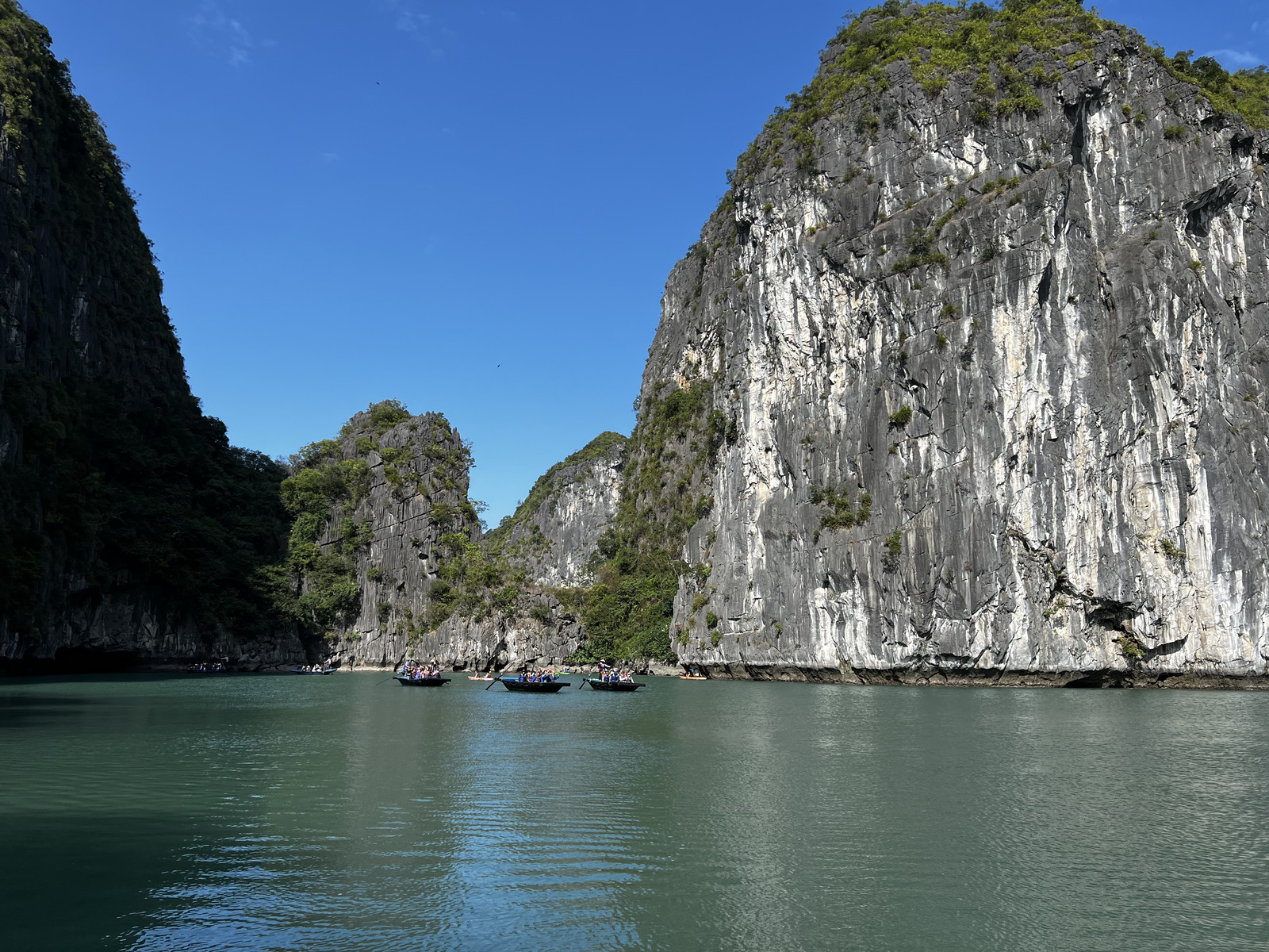 Picture Vietnam Ha Long Bay 2024-01 170 - Sight Ha Long Bay