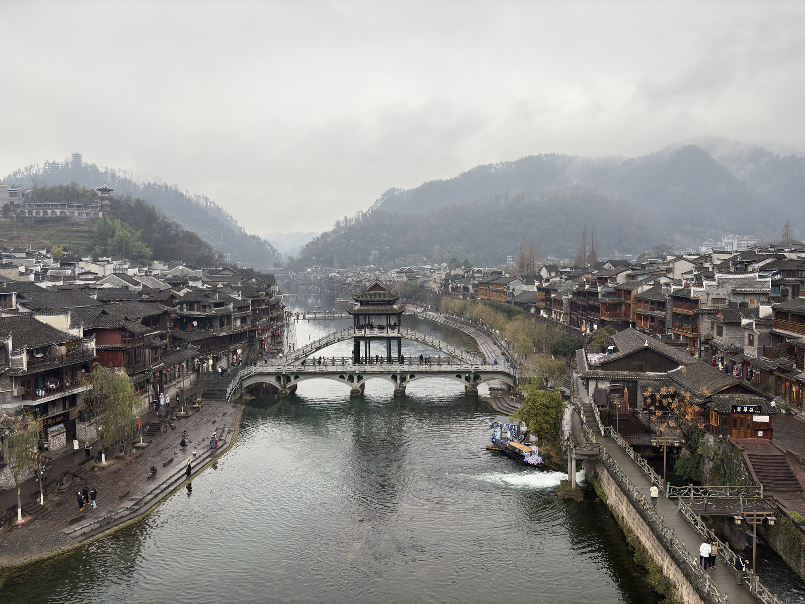 Picture China Fenghuang Ancient City 2026-01 128 - Photographer Fenghuang Ancient City