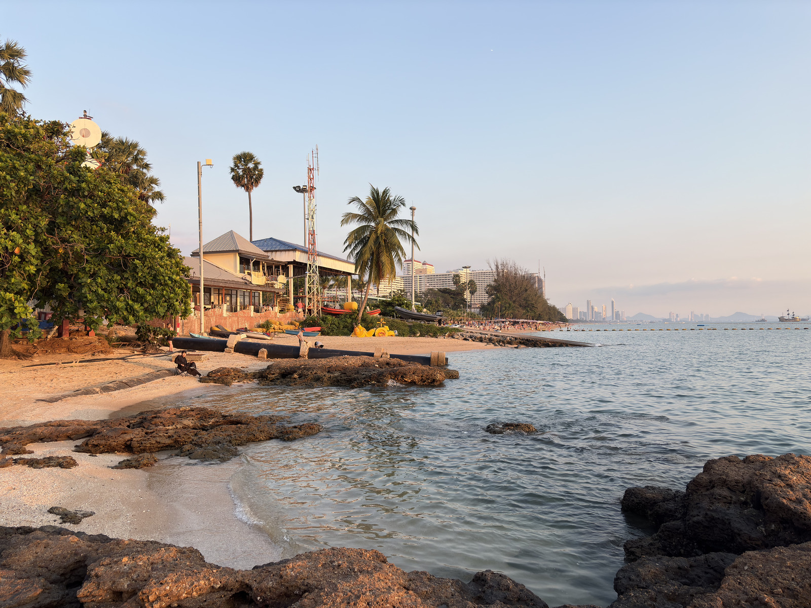 Picture Thailand Pattaya Dongtan beach 2025-12 40 - Photographers Dongtan beach