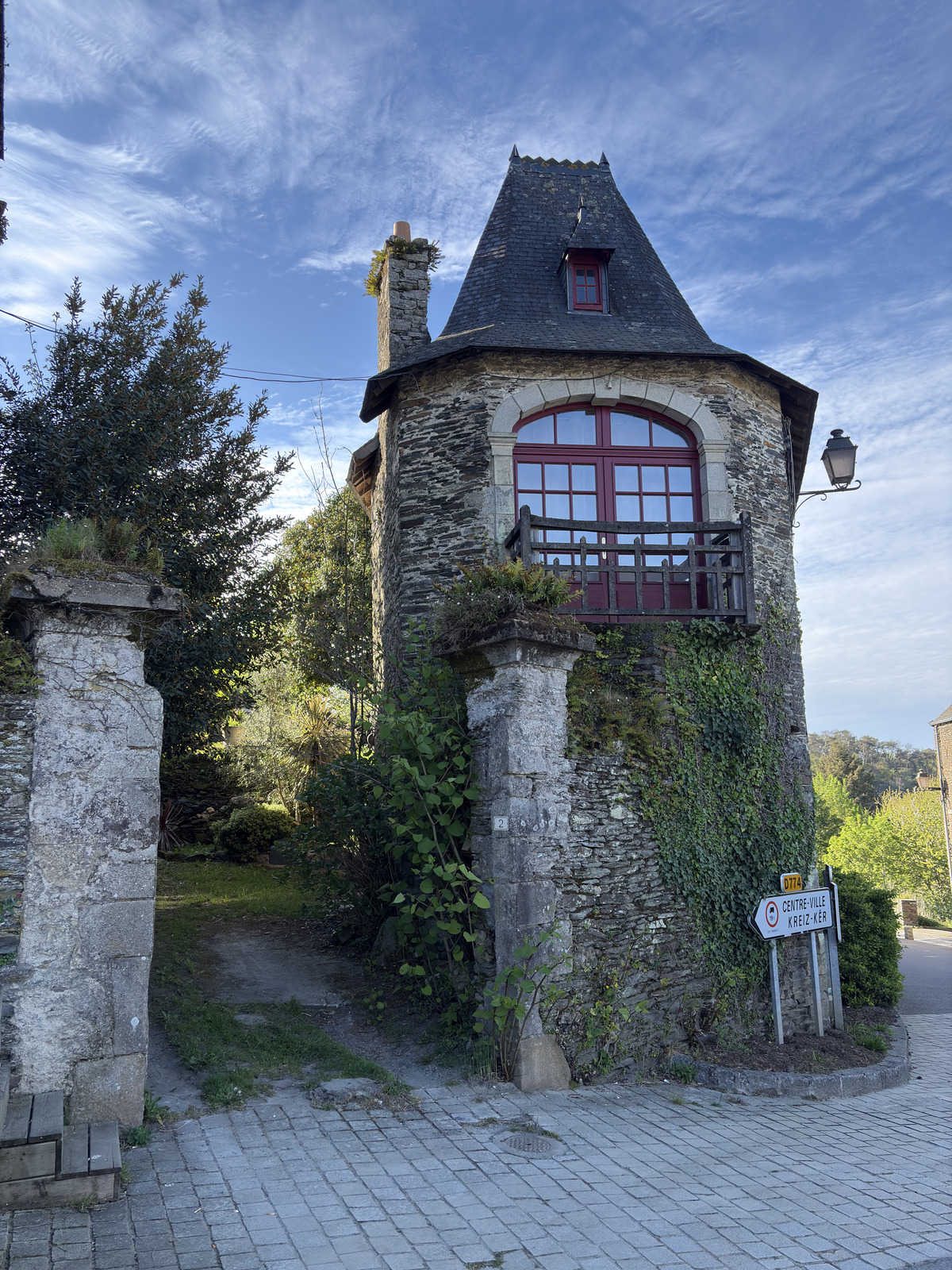 Picture France Rochefort en terre 2026-04 19