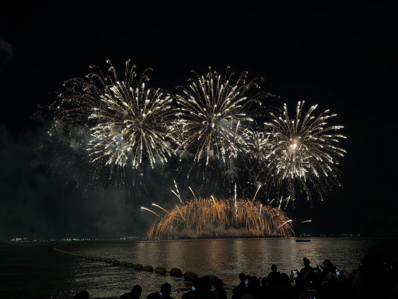 Picture Thailand Pattaya pattaya firework festival 2025-12 62 - Car pattaya firework festival