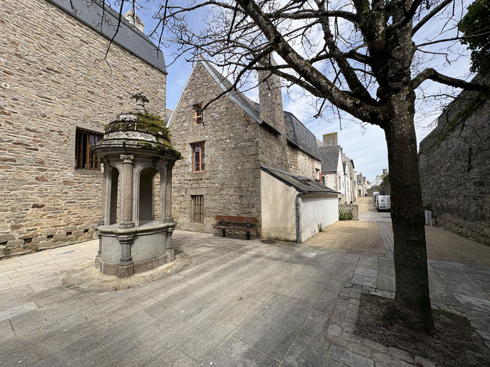 Picture France Concarneau Ville close 2026-04 130 - Sight Ville close