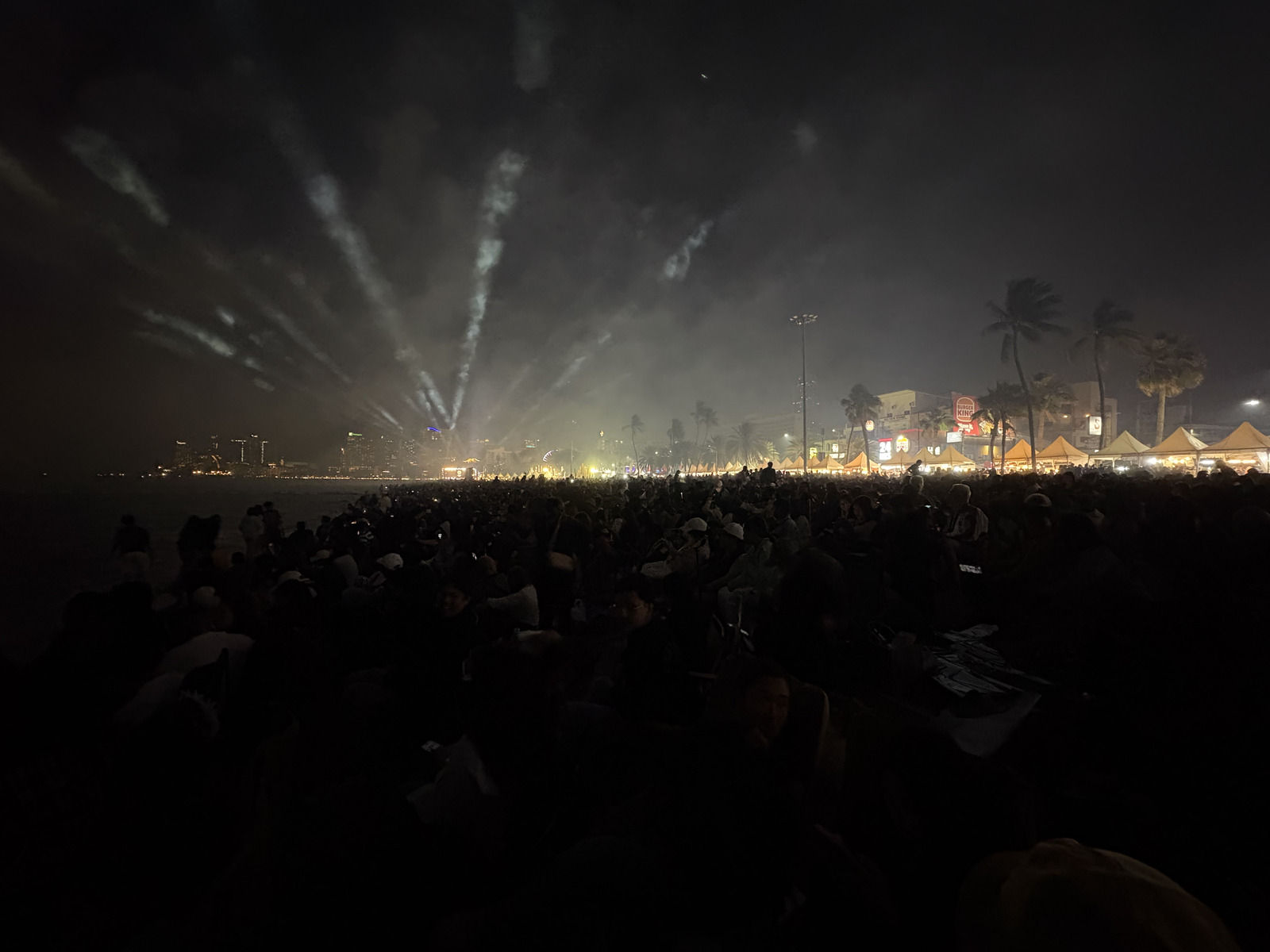 Picture Thailand Pattaya pattaya firework festival 2025-12 11 - Visit pattaya firework festival