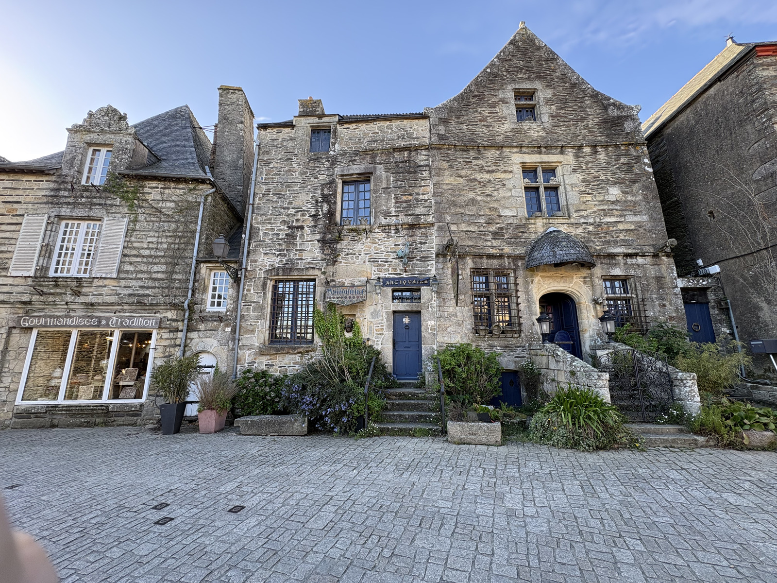 Picture France Rochefort en terre 2026-04 48
